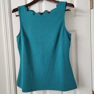 Smak Parlour scalloped edge top size L